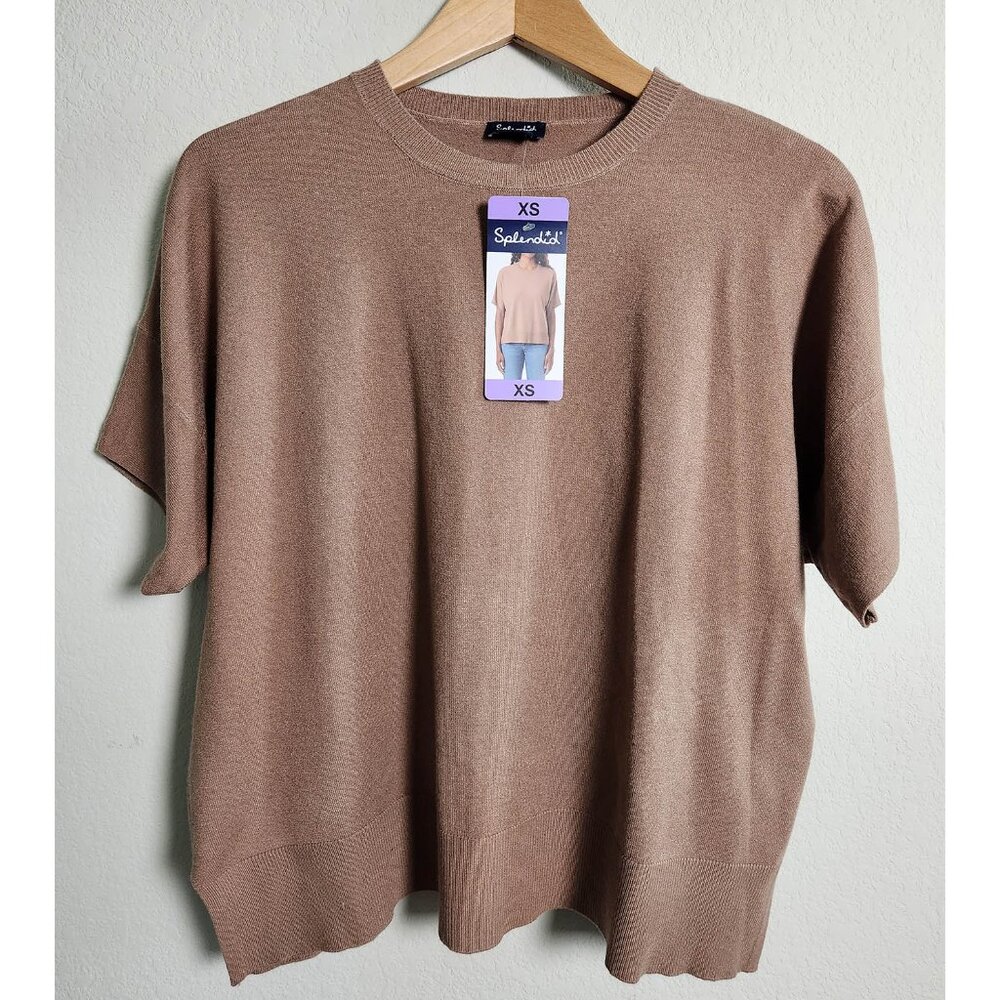 Brown short-sleeve sweater or knit top